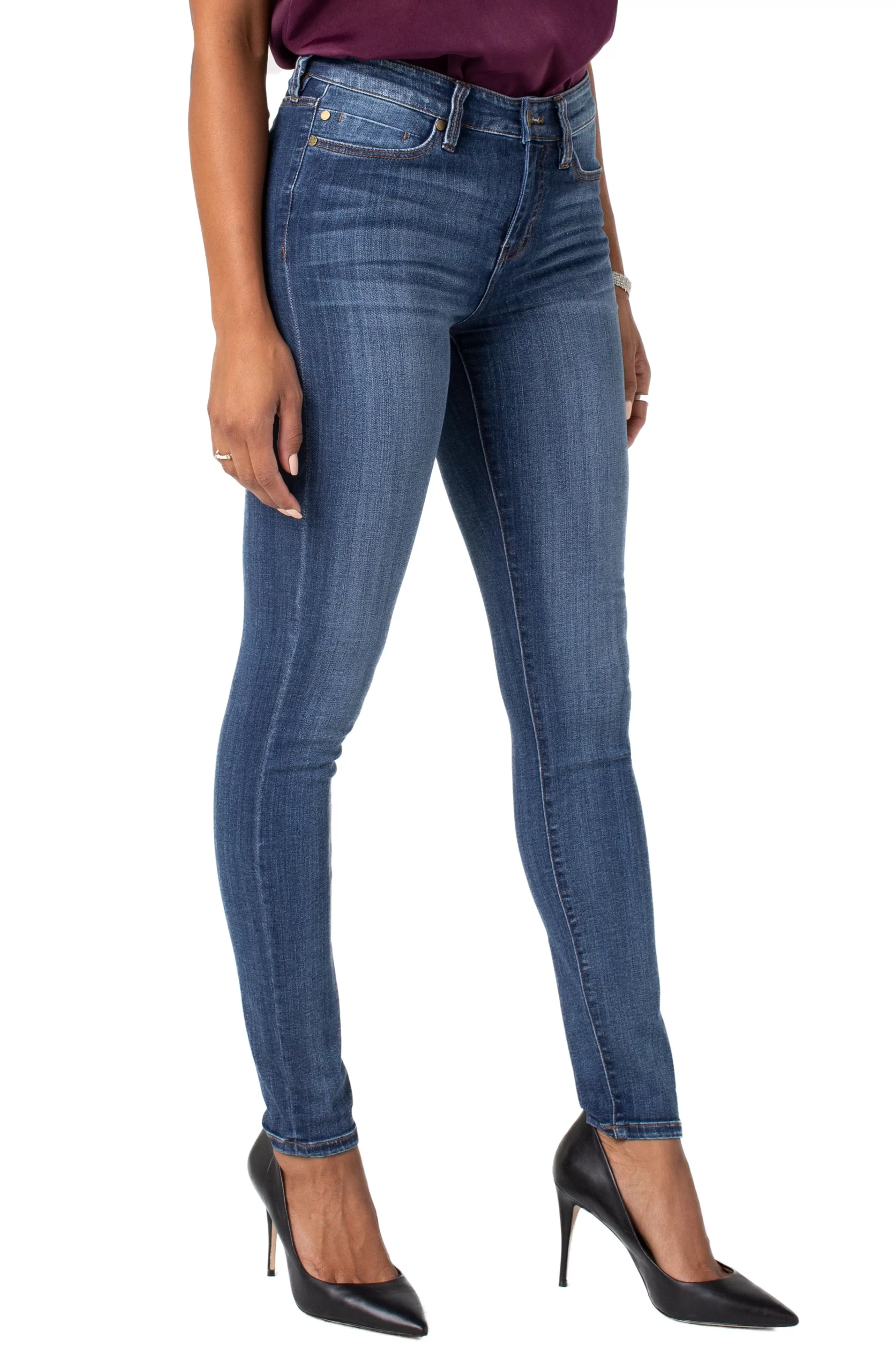 ABBY SKINNY HIGH PERFORMANCE ECO DENIM*Liverpool Los Angeles Fashion